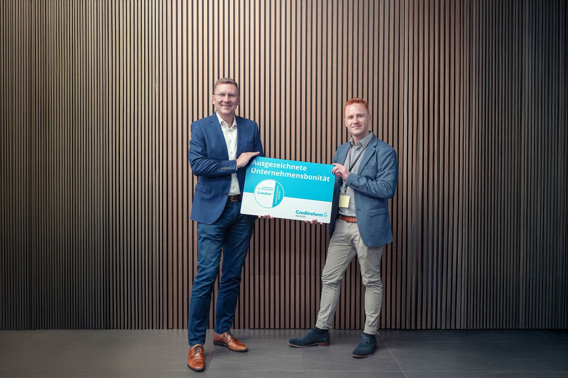 Zertifikatsübergabe an Klaus Lüttikhuis, den CFO von GGM Gastro.