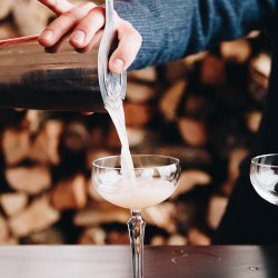 Niet-alcoholisch door het happy hour – Maagden, mocktails & co!